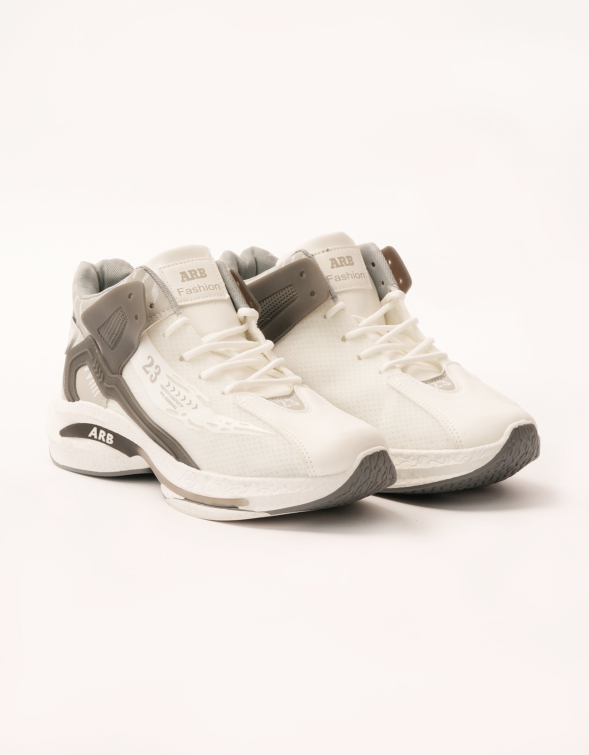Dapper Trek Performance Sneakers