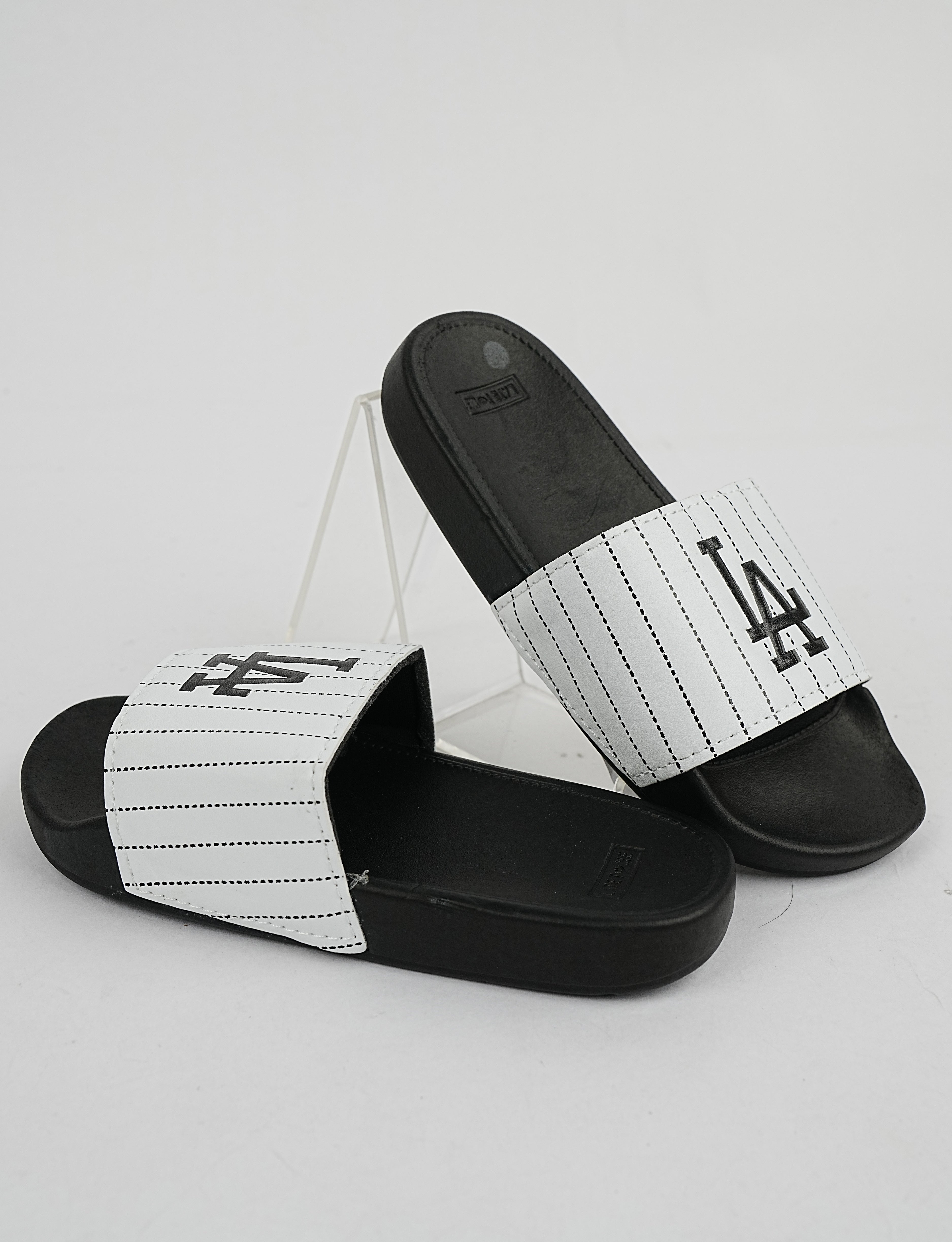 SLIPPER-YS-047C-WHITE