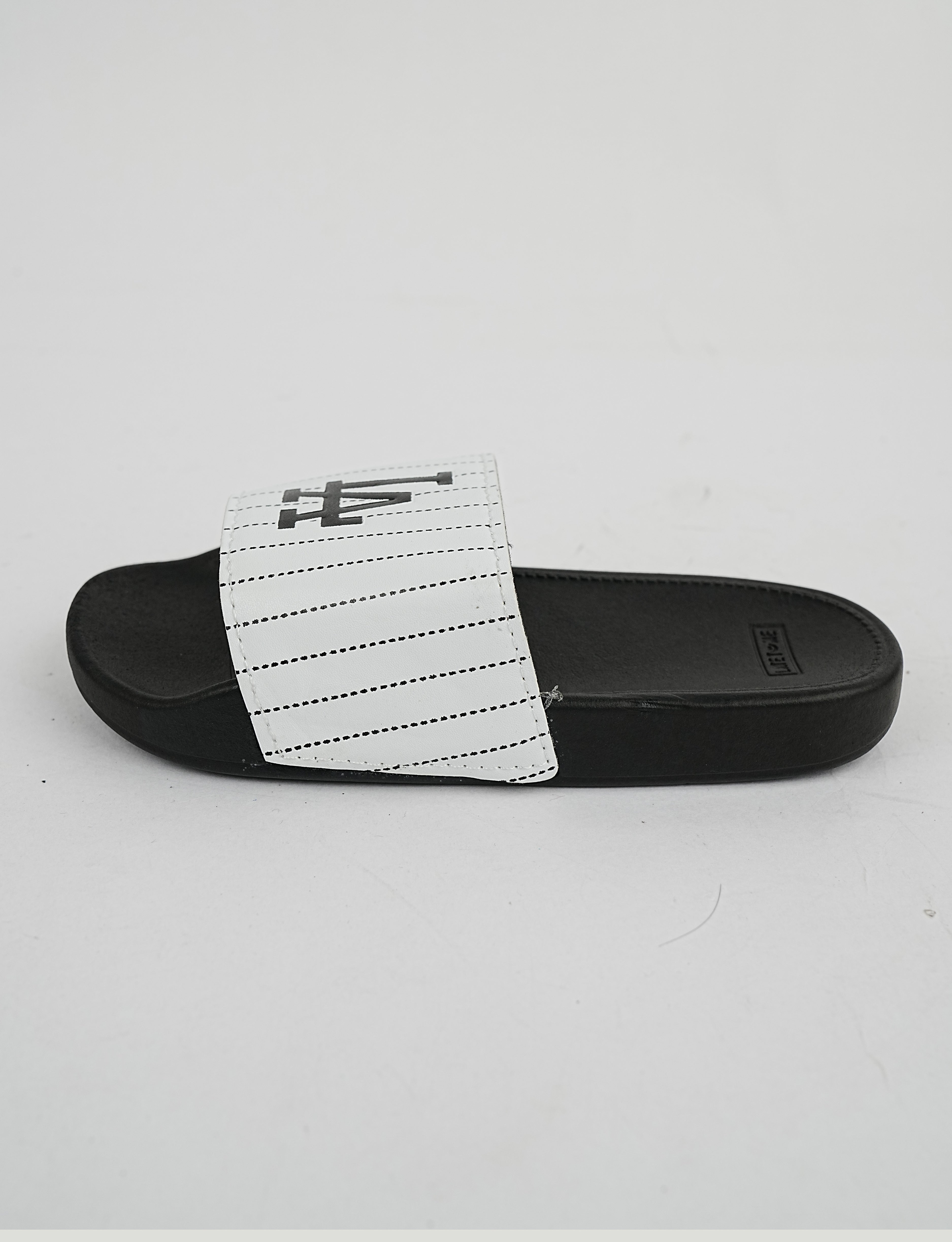 SLIPPER-YS-047C-WHITE