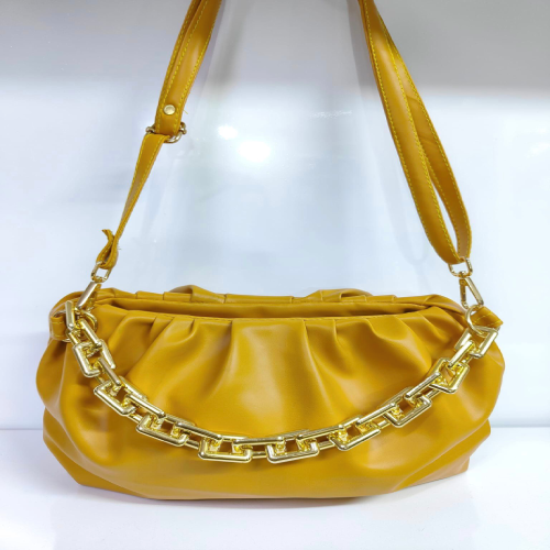 Gathered Women Shoulder Bag With Chain Strap B132