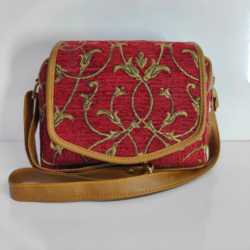 Artisan Sewn Mini Shoulder Bag B129