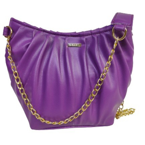 Gathered Shoulder Bag’s Chain Strap Accent B123