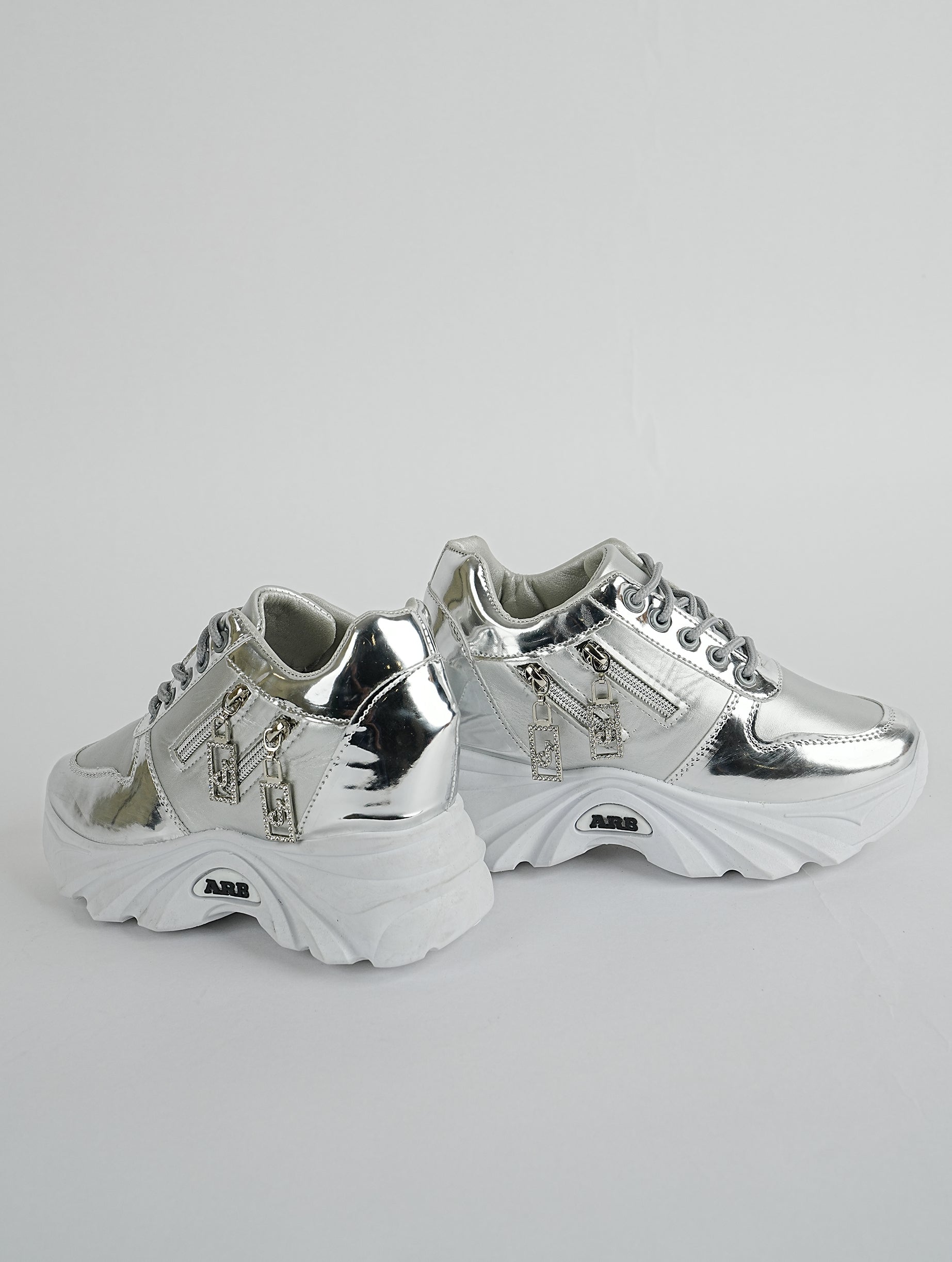 SV-JK-AR-0890-3 SNEAKERS