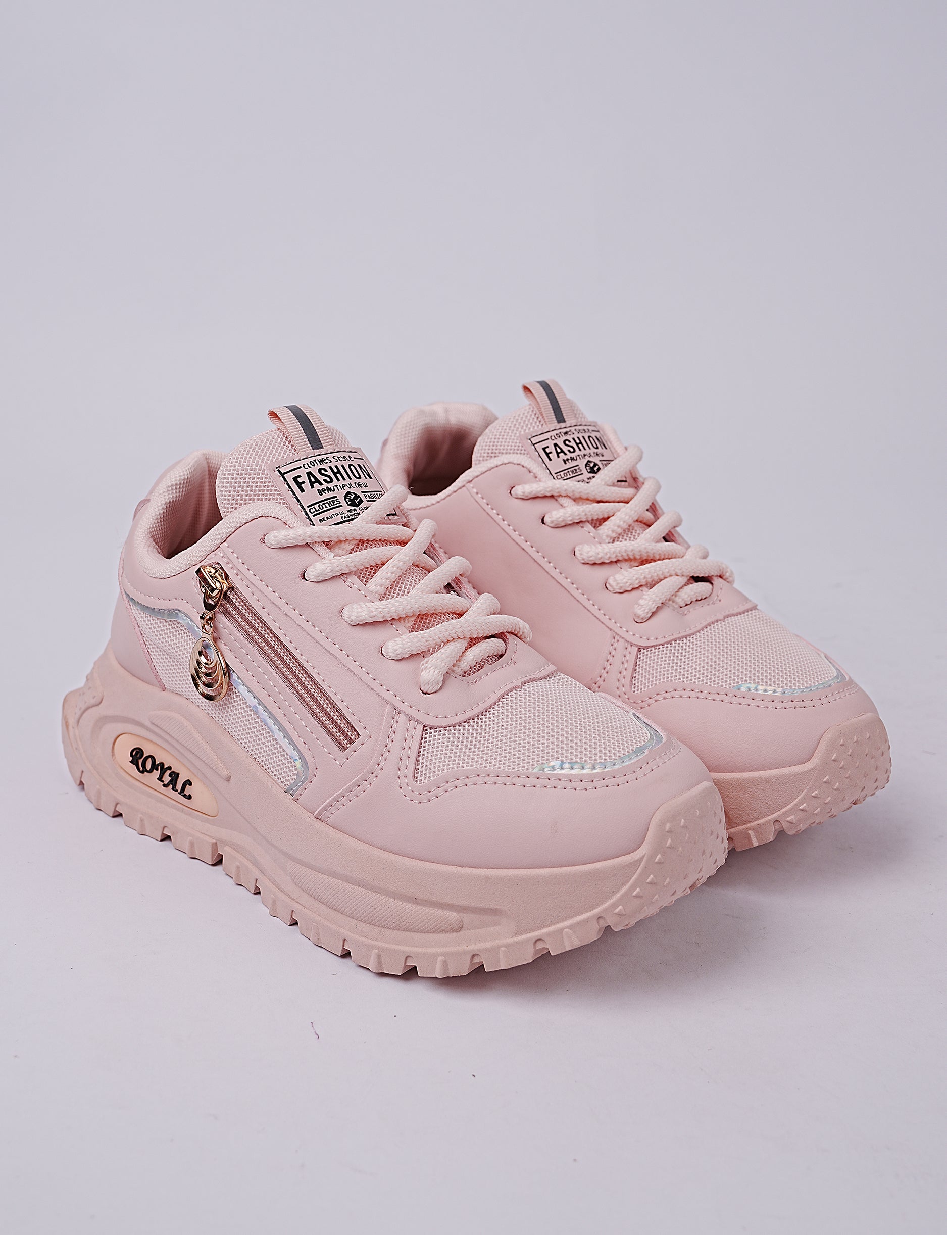 sv-jk-2024-03-PINK SNEAKERS