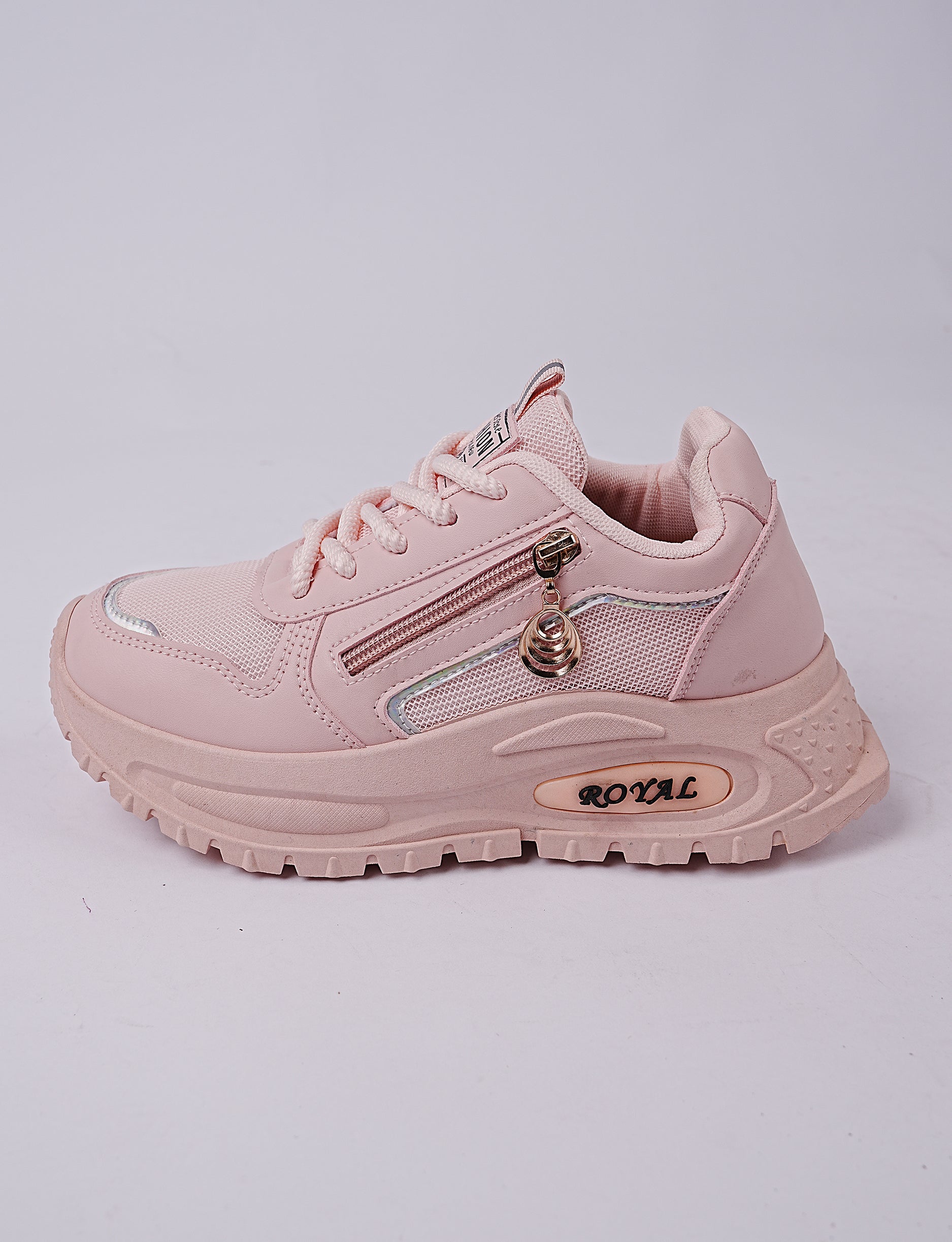 sv-jk-2024-03-PINK SNEAKERS