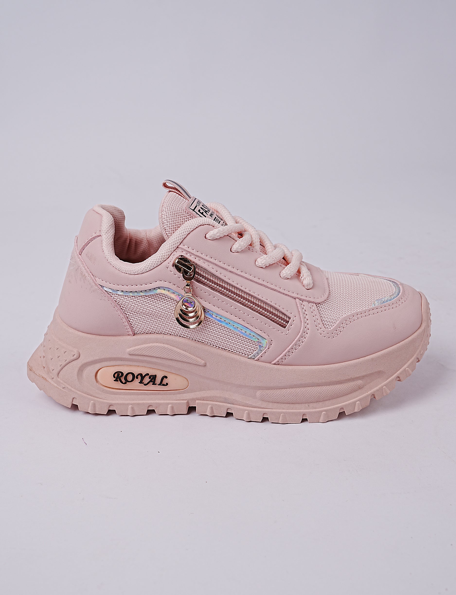 sv-jk-2024-03-PINK SNEAKERS